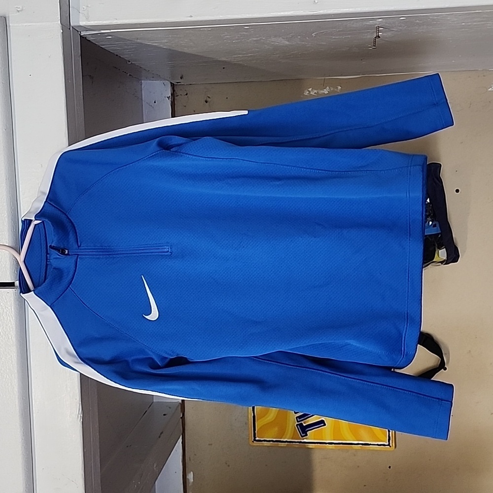Nike Dri-Fit Long Sleeve Pullover